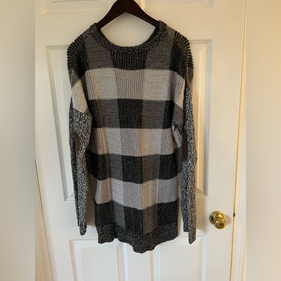 BDG Sweater - Picture 1 of 5